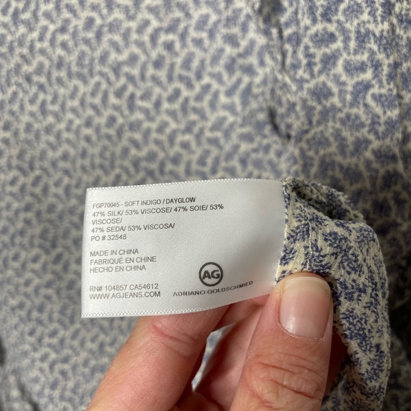 AG Adriano Goldschmied | Bijou Blouse in Soft Indigo/Dayglow Floral Small - Picture 5 of 8